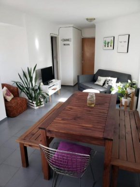 El Abrojal 4 - Departamento con COCHERA sobre Cañada, zona centro